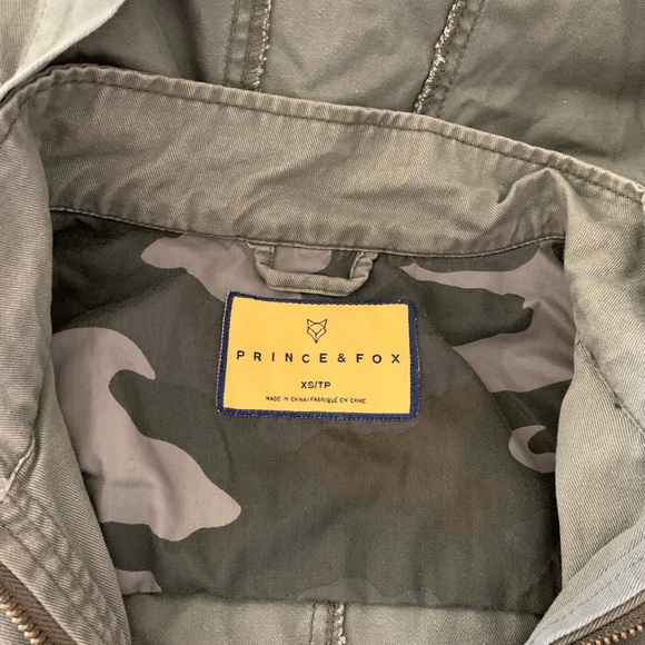 Green jacket - Picture 3 of 3